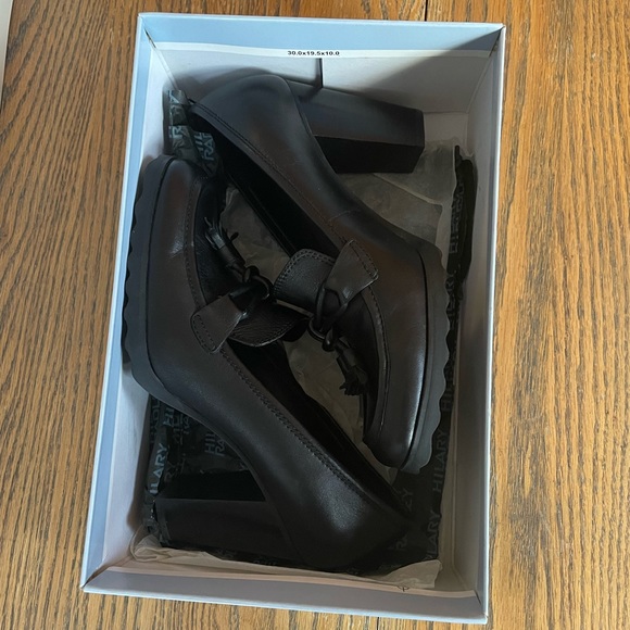 Black High Heel Leather Loafers Size 8 - Picture 2 of 6